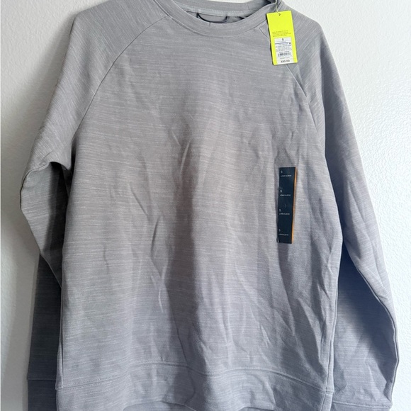 All in Motion Men's Heather Gray Long Sleeve Shirt - Picture 5 of 5